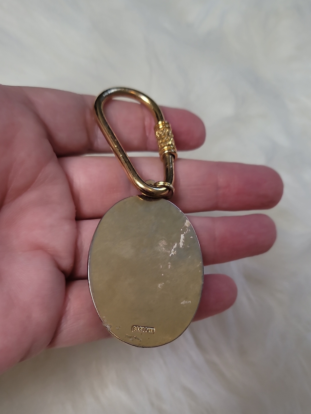 VintagebBarlow simulated scrimshaw loon keychain - Picture 2 of 3